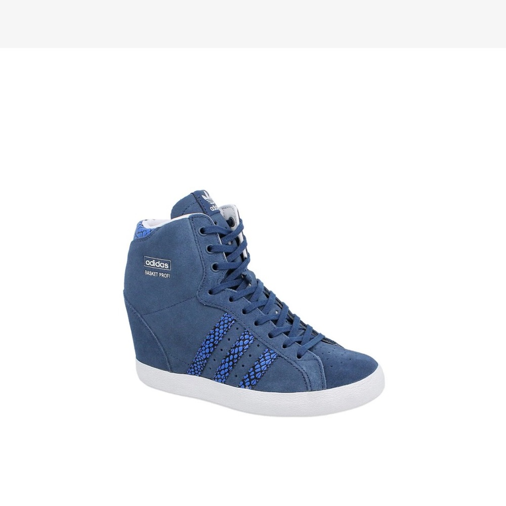 Adidas women’s basket profi up sneakers only worn a few times